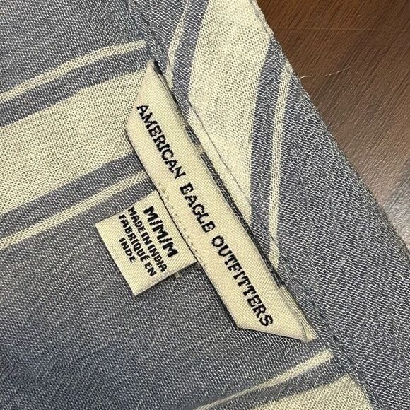 American Eagle Outfitters women's bell sleeve ruffled lace up ruffled boho cropp - Picture 2 of 7